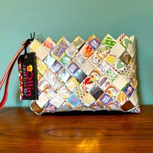 🔥🆕🔥 Vintage Ollin Arm Candy Bag - Wristlet DUM-DUMS